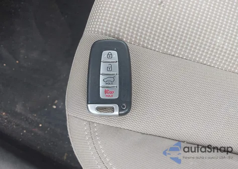 2013 Hyundai Elantra Gt from USA, damaged, VIN KMHD35LE6DU103530